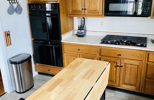 Rockville House | Small town home away from home