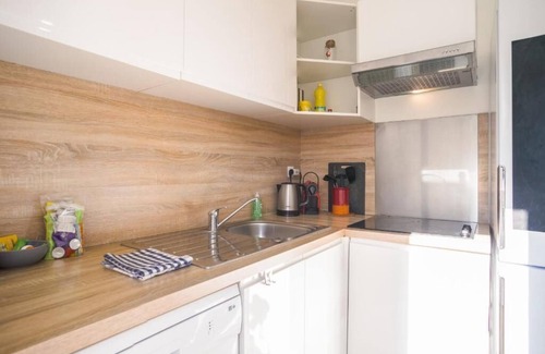 Troyes Apartment | Smart Appart L'Anatole wifi parking