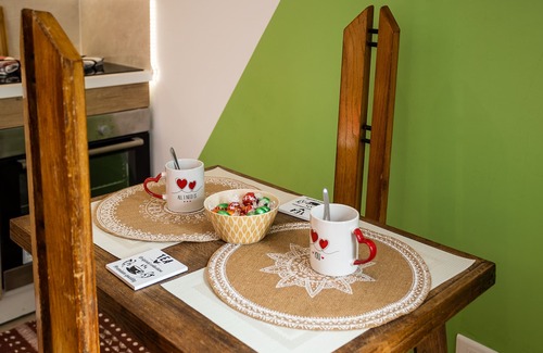 Le Hameau Apartment | Smart Casa a lovely love nest for a Paloise getaway - Free parking 24/24