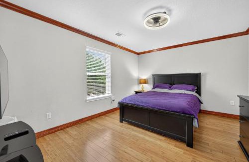 Rosenberg Villa | Smart Lighting, Master Suite & Game Room Fun