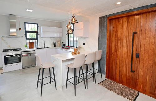 Vacoas-Phoenix House | Smart & Modern 2BR Home in Secure Gated Area