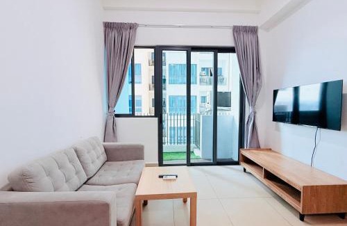 Gua Apartment | smart stay the luxe colony by cozy white