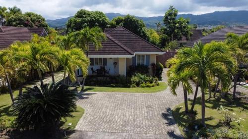 St. Ann's Bay House | Smart villa @ Richmond