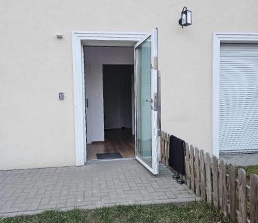 gmina Wisznia Mała Apartment | SmartRooms Hop to Wrocław