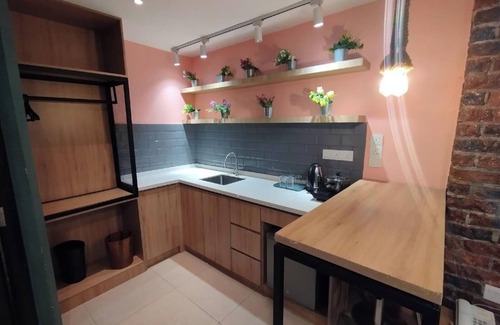 Kampung Bukit Dukong Hotel | Smile Hotel C180 Cheras Selatan