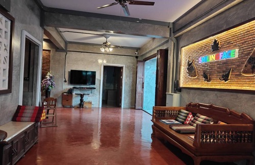 Mueang Kao House | Smilingface Guesthouse