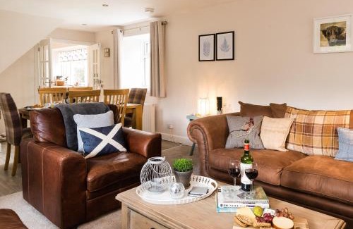 Blairgowrie House | Smithy Cottage