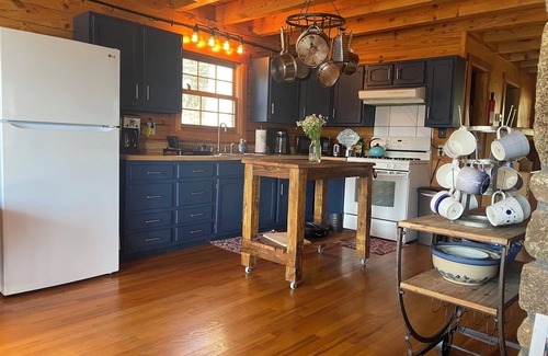 Smith Mountain Lake Cabin | SML Lake Cabin Serenity Point: Relax, Paddle, Campfires, Sunrise Views, Unplug