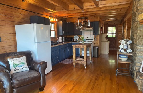 Smith Mountain Lake Cabin | SML Lake Cabin Serenity Point: Relax, Paddle, Campfires, Sunrise Views, Unplug