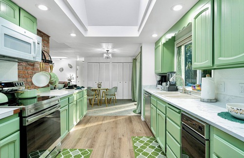 Sammamish House | SMM2: PINE VILLA