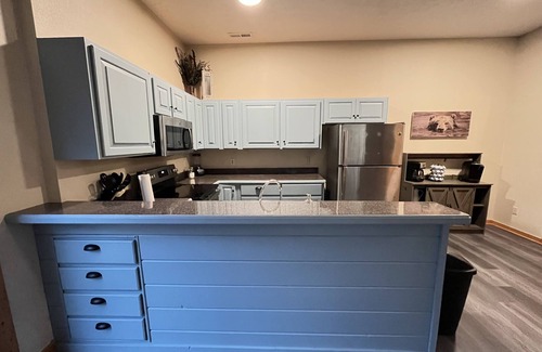 Cosby Cabin | Smokey Mountain Retreat with hot tub and arcade games, sleeps 8!