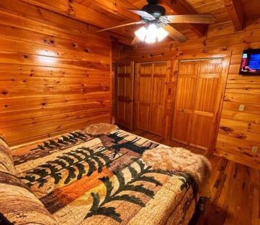 Apple Creek Acres House | Smokey Mountain Retreat