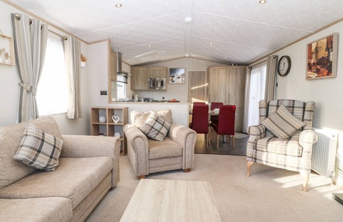 St George Cottage | Snape Lodge