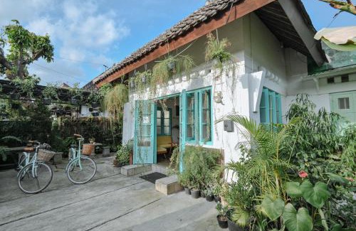 Central Yogyakarta House | Snooze