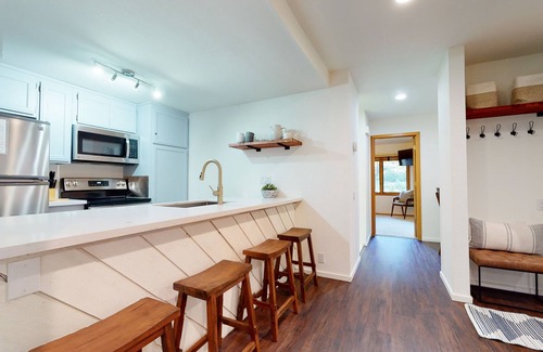 Mammoth Lakes Condo | Snowcreek III 441 Pet-Friendly, BBQ Grill, Updated and On the Snowcreek Meadow by RedAwning