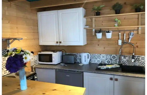 Dinas Cabin | Snowdonia Sea view Beach Cabin