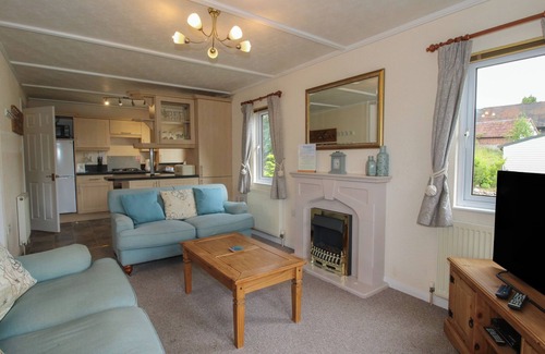 Eardisland Cottage | SNOWDROP, family friendly, with a garden in Eardisland