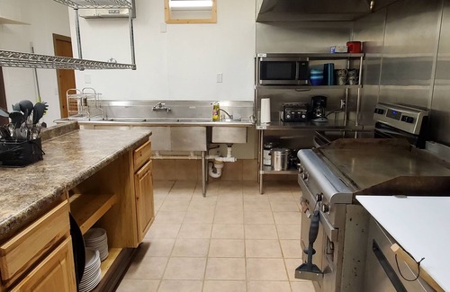 Pickerel House | Snowmobile/ATV/Fishing/Boating Bunkhouse