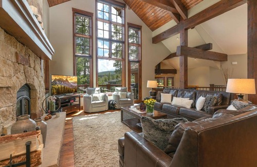 Peak 8 House | Snowy Point Chalet: True Mountain Luxury