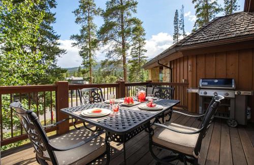 Peak 8 House | Snowy Point Chalet: True Mountain Luxury
