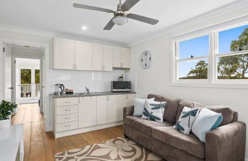 Willow Vale Apartment | Snug 1-Bed with Charming Deck Seating