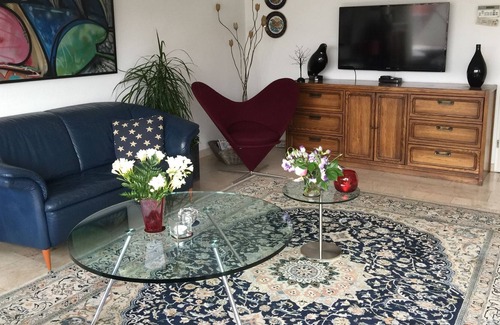 Vissershaven Apartment | Snug apartment in the old part of Scheveningen, 100 m from the beach