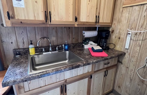 Lake Shore Apartment | Snug as a Bug Studio-style Motel on The Gull Lake Trail in Lake Shore WiFi, AC