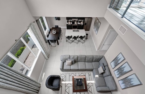 Reunion Condo | Snug condo near Disney with Resort & Waterpark Access - B49-217