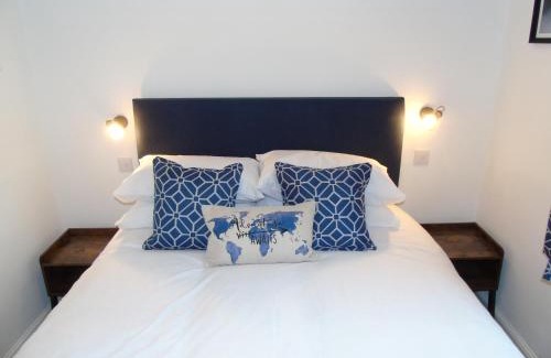 Helensburgh Apartment | Snug - Sealladh Mara Apartment