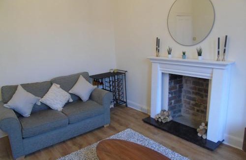 Helensburgh Apartment | Snug - Tearlag Apartment