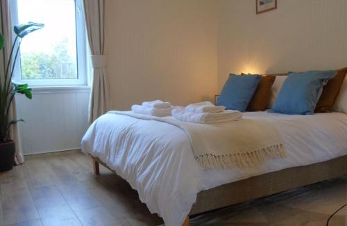 Helensburgh Apartment | Snug - Tearlag Apartment