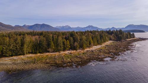Ucluelet Hotel | So Damn Lucky Glamping