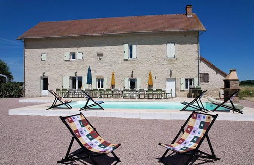 Bouce Villa | So Villa Domaine de Vaux (03) - Heated pool - Beach volleyball - 2h from Lyon - 45p.
