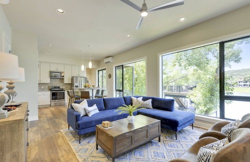 Rio Robles House | Soak, Sip & Savor - Sun-Soaked Dock, Lounge & Hill Country Views