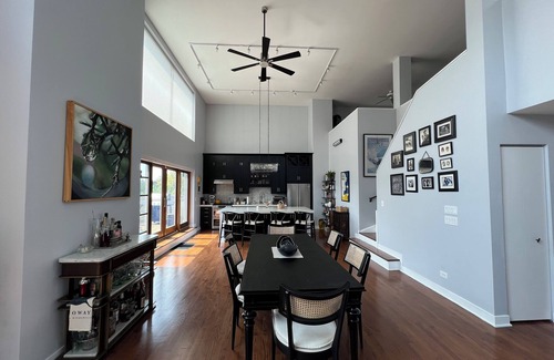 Lakeview Condo | Soaring ceilings, city views and private rooftop deck!