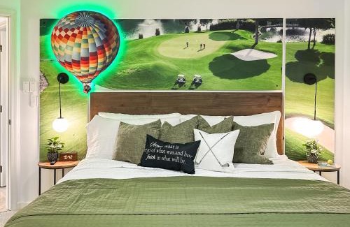 College Place House | Soaring Spirit - Hot Tub, Pool Table, Arcades, 2 kitchens