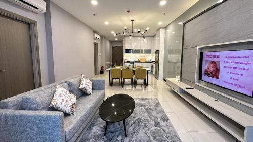 Sri Hartamas Apartment | Societe Suites 108 Hartamas Mont Kiara Kuala Lumpur 2-6pax