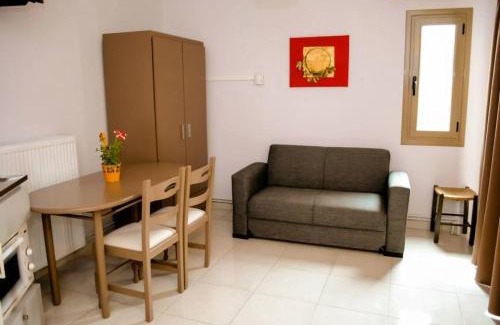 Kato Galatas Apartment | Sofia Apartments