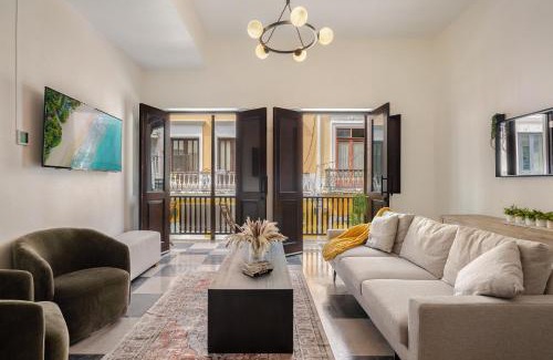 Old San Juan Apartment | Soho House Private Patio Luxury 2BD Appartment