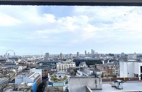 London City Centre Apartment | SOHO PENTHOUSE Designer flat, balcony & superb views