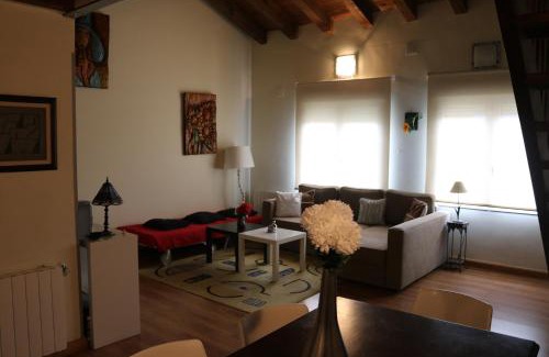 Riaza Apartment | SOHO-RURALK@R