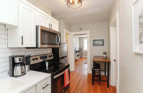 Norfolk Apartment | Sojourn at Colley Manor Unit 3