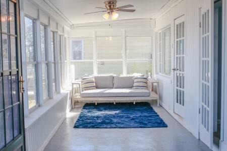 Fox Hill - Grandview House | Sojourn Aviators Dream on Back River