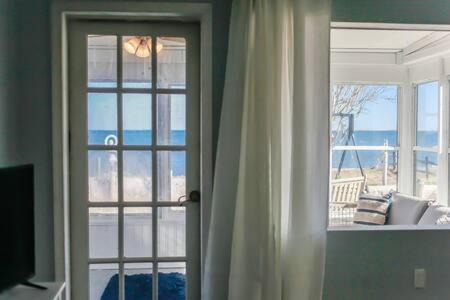 Fox Hill - Grandview House | Sojourn Aviators Dream on Back River