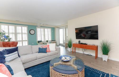 Sandbridge Apartment | Sojourn Ocean View Oasis Ocean & Bay Views