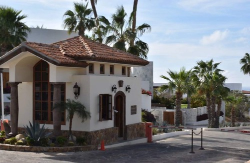 Cabo Bello Apartment | Sol Studio -Dream vacation