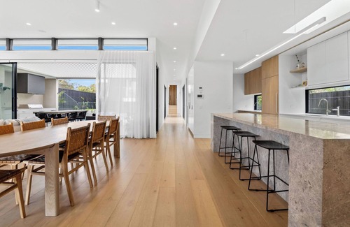 Blairgowrie House | Solace by the Bay: 5 BR, 3 BA in Blairgowrie, Sleeps 10