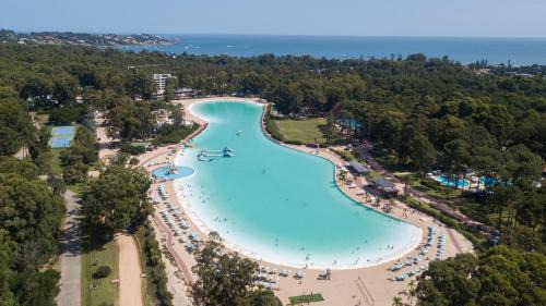 Solanas Apartment | Solanas Crystal View & Crystal Beach