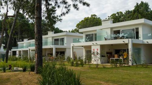 Solanas Apartment | Solanas Gardens View & Crystal Beach
