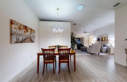 Virginia Trace House | Solar Powered in Virginia Trace